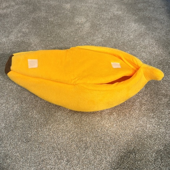 Banana Bed - Picture 6 of 9